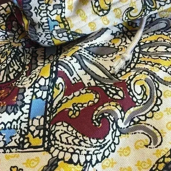 Champion hooded sweatshirt women’s size medium. Super cool! - Picture 3 of 8